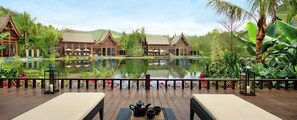 Body treatments, hydrotherapy, Thai massages, facials, 5 treatment rooms - Wanda Vista Resort Xishuangbanna (Xishuangbanna Dai)