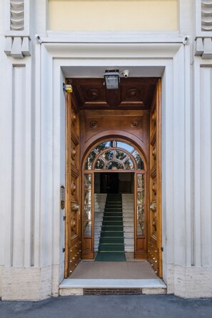Property entrance - Bea Suites Luxury Rooms (Rome)