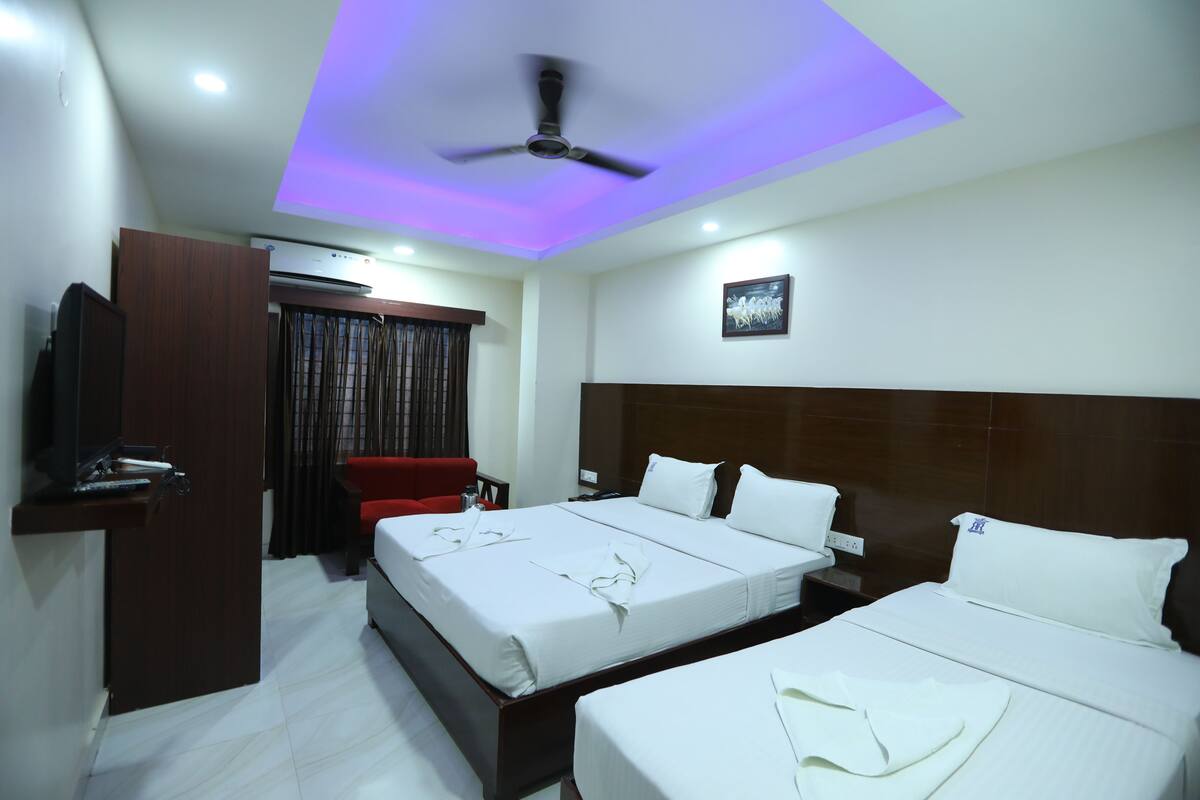 Premium bedding, rollaway beds (surcharge), WiFi (free)