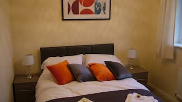 Casa familiar, 3 habitaciones | 1 dormitorio, sábanas de algodón egipcio, ropa de cama de alta calidad