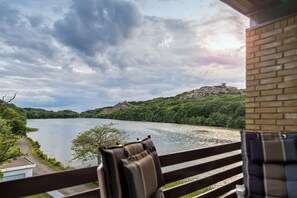 Single room with balcony and lake view (B) in the Lake Annex | Balcony view - Hotel Hammersø - Adults Only (Allinge)