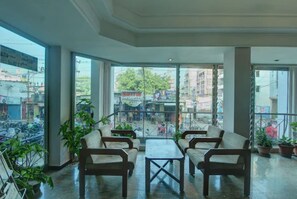 Reception - Padmam Hotel (Madurai)