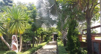 Chortip Resort