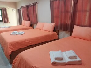 Standard Room For 6 People