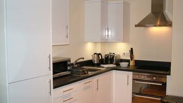 Business Apartment, 1 Bedroom | Private kitchen