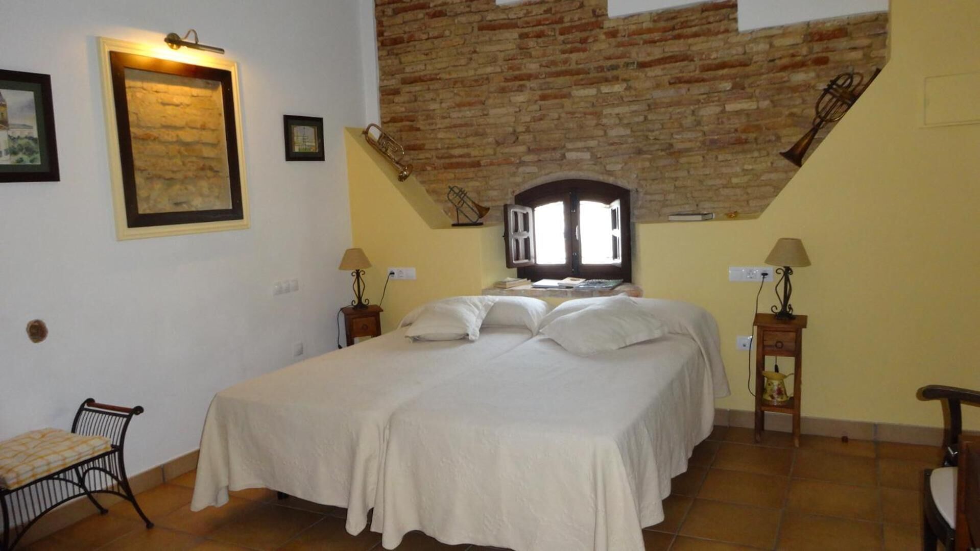 frette italian sheets, premium bedding, down duvets, pillow-top beds