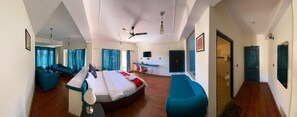 Premium bedding, desk, rollaway beds, free WiFi