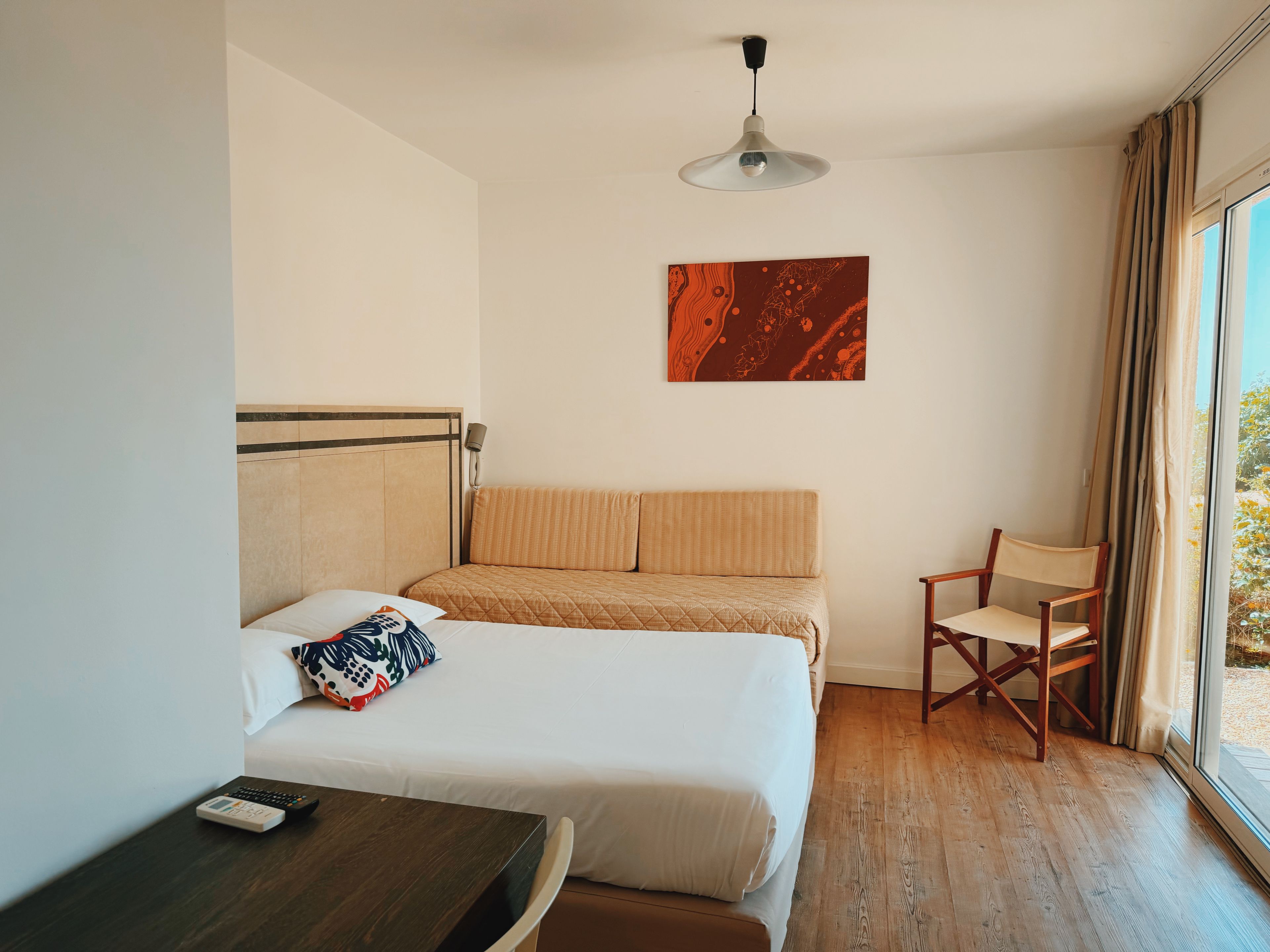 Standard Room, Terrace | Premium bedding, in-room safe, desk, blackout drapes