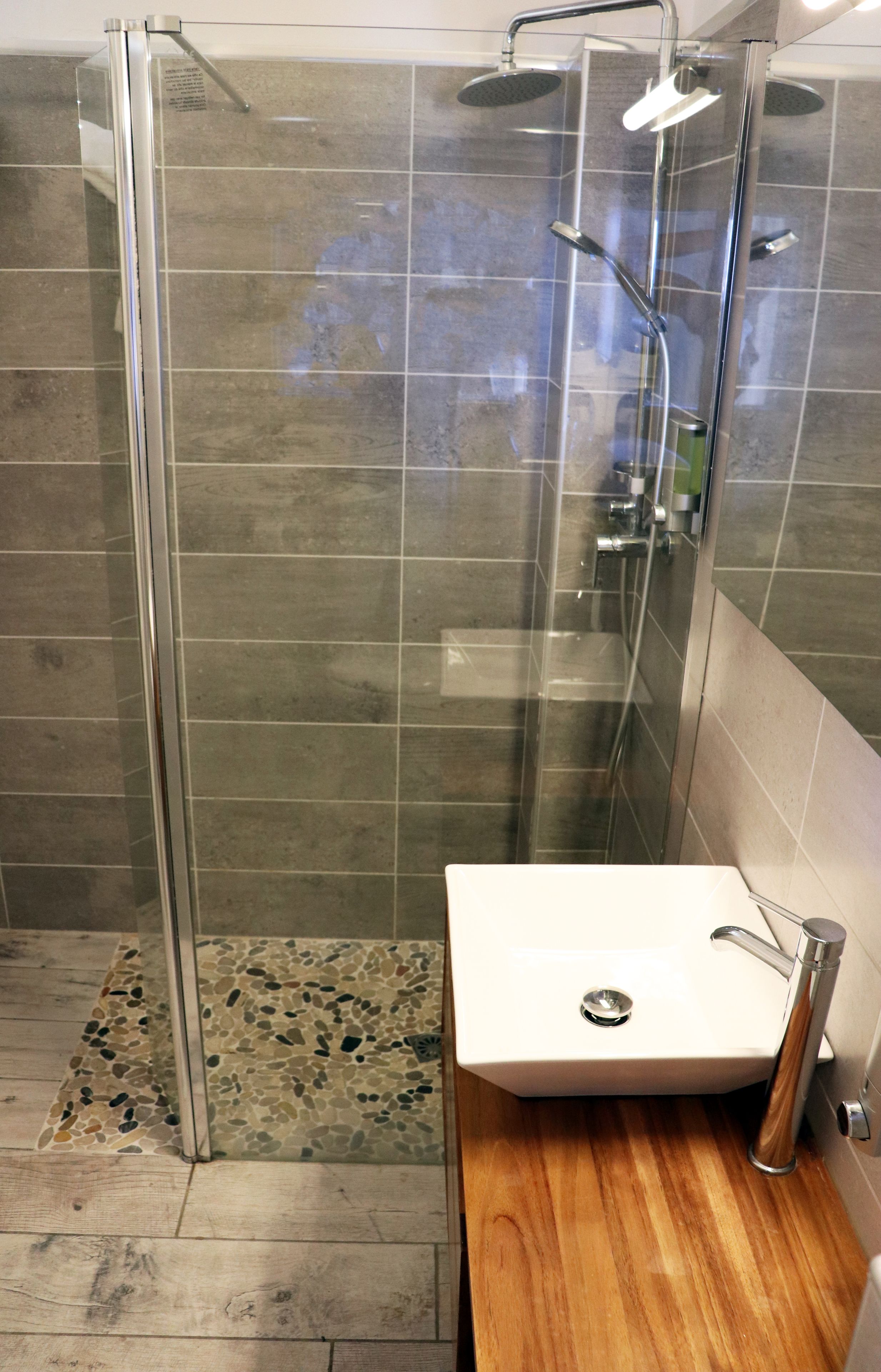 room, terrace, sea view | bathroom | bathtub, free toiletries, hair dryer, towels