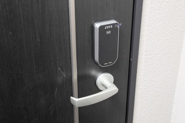 Room amenity - Best Residence Kujo (Osaka)