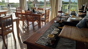 Restaurant - Benri B&B (East London)