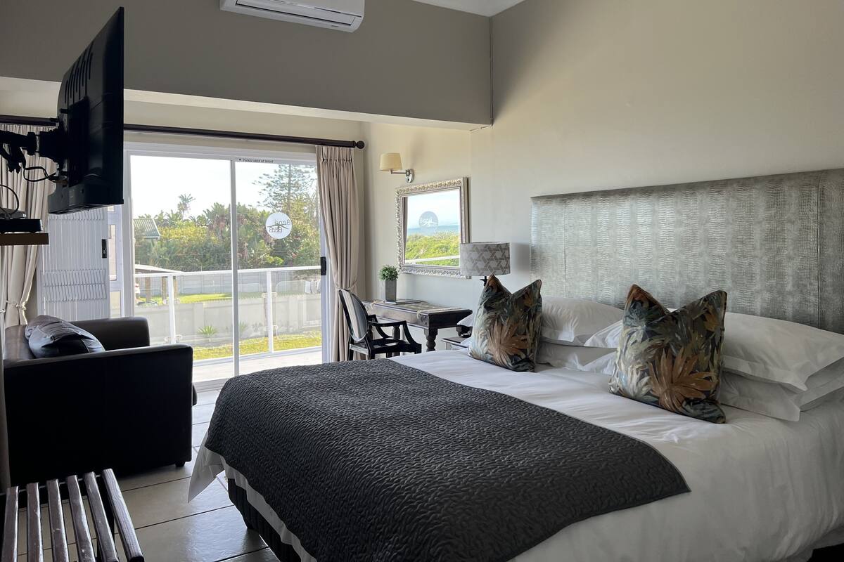 Spacious Room 2 | Bed sheets