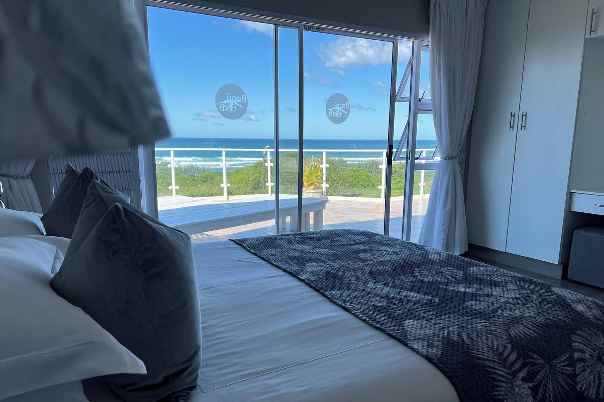 Penthouse | 1 bedroom, bed sheets
