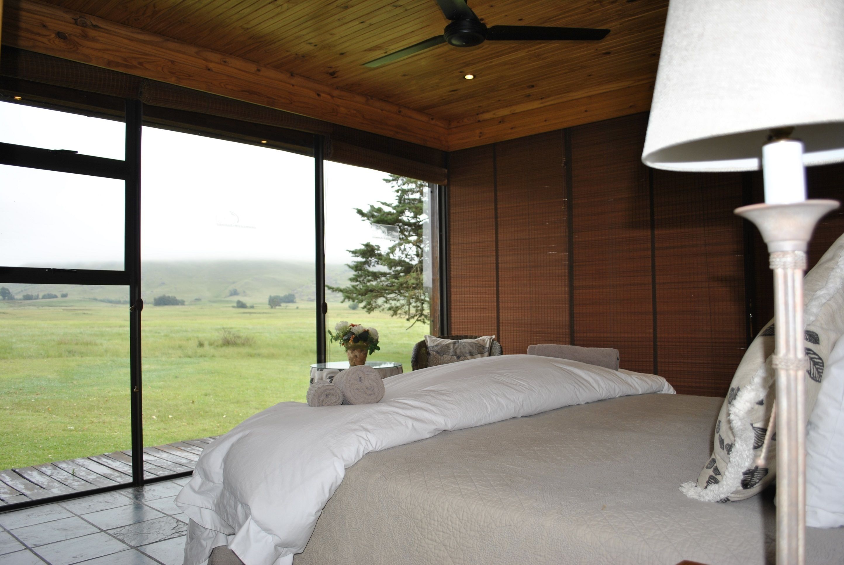 Sunset Lodge | Roupas de cama premium, camas com colchões pillow-top