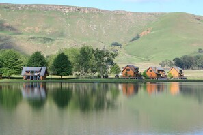 Exterior - Sani Valley Nature Lodges (Himeville)