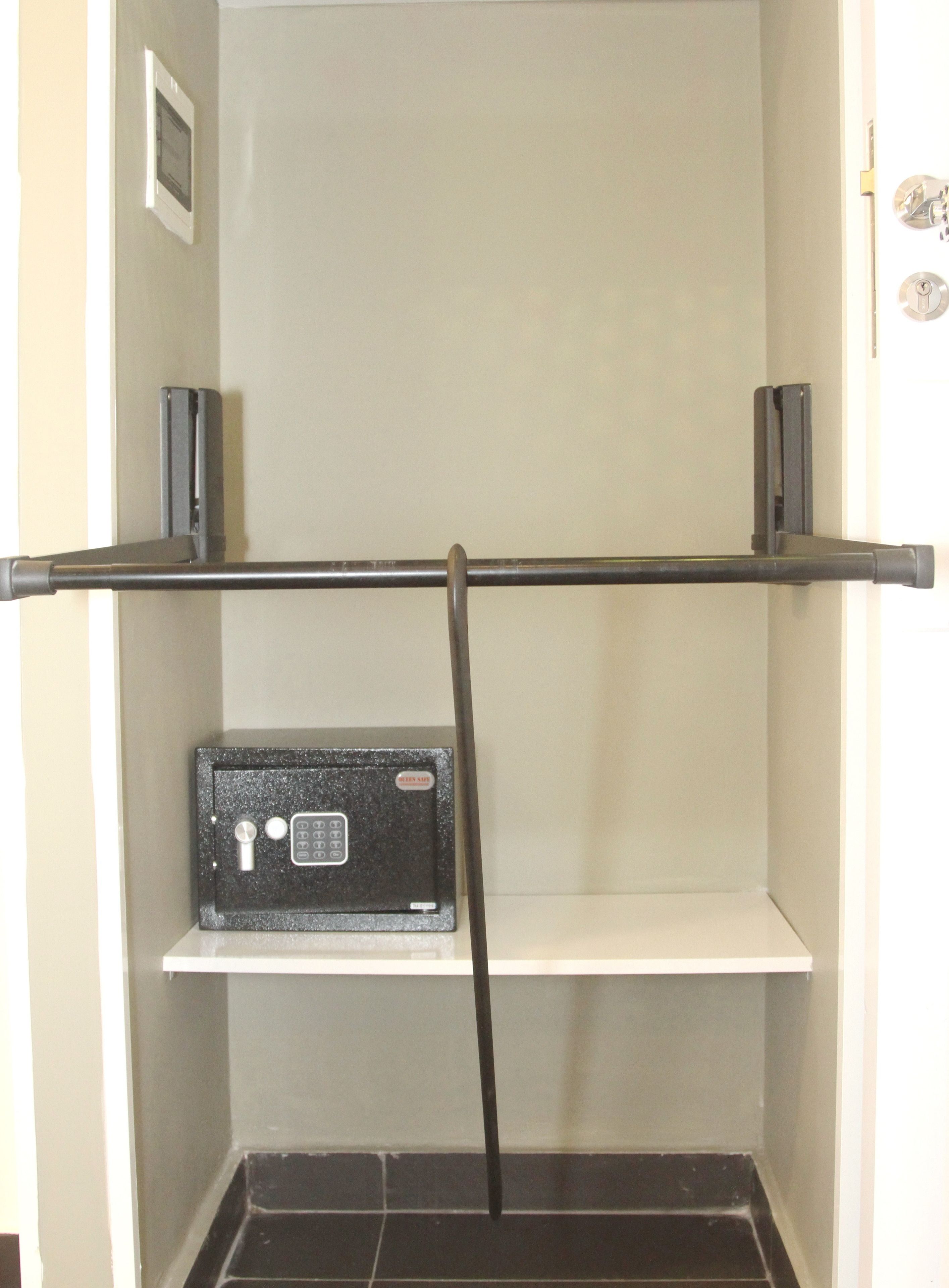 twin room | in-room safe, desk, soundproofing, iron/ironing board