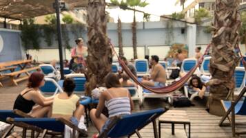 Außenpool (je nach Saison geöffnet)