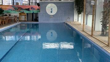 Piscina a l'aire lliure de temporada