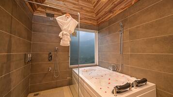 Luxury Villa | Bathroom | Shower, rainfall showerhead, designer toiletries, hair dryer