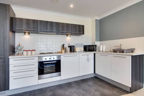 Standard Apartment, 2 Bedrooms, City View (67) | Private kitchen