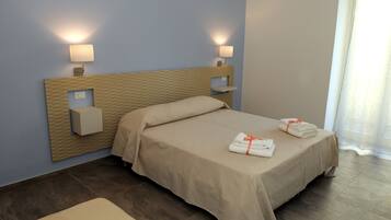 Double or Twin Room | In-room safe, desk, cribs/infant beds, rollaway beds