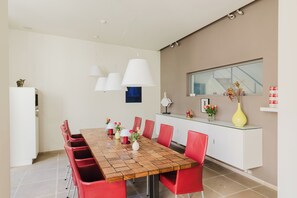 Free daily buffet breakfast - Asinello B&B (Bruges)