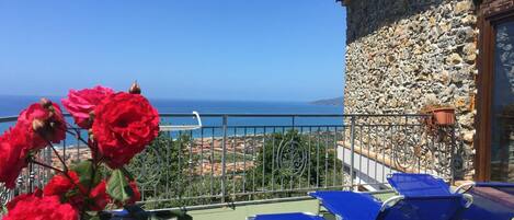Triple Room | Balcony