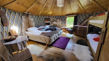 Private yurt | Cots/infant beds, free WiFi, bed sheets