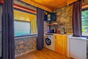 Private kitchenette - Faralya Yoruk Evi Suite - Adults Only (Fethiye)