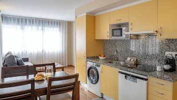 Apartment, 2 Bedrooms | Private kitchen | Full-sized fridge, microwave, oven, stovetop