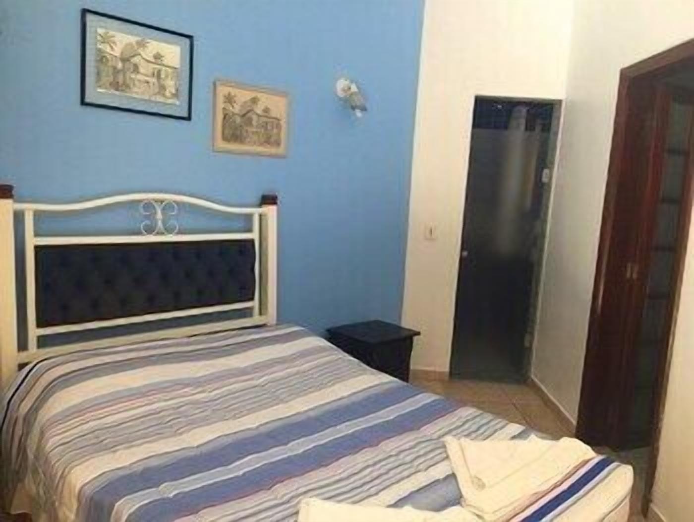 Minibar, travel crib, free WiFi, bed sheets