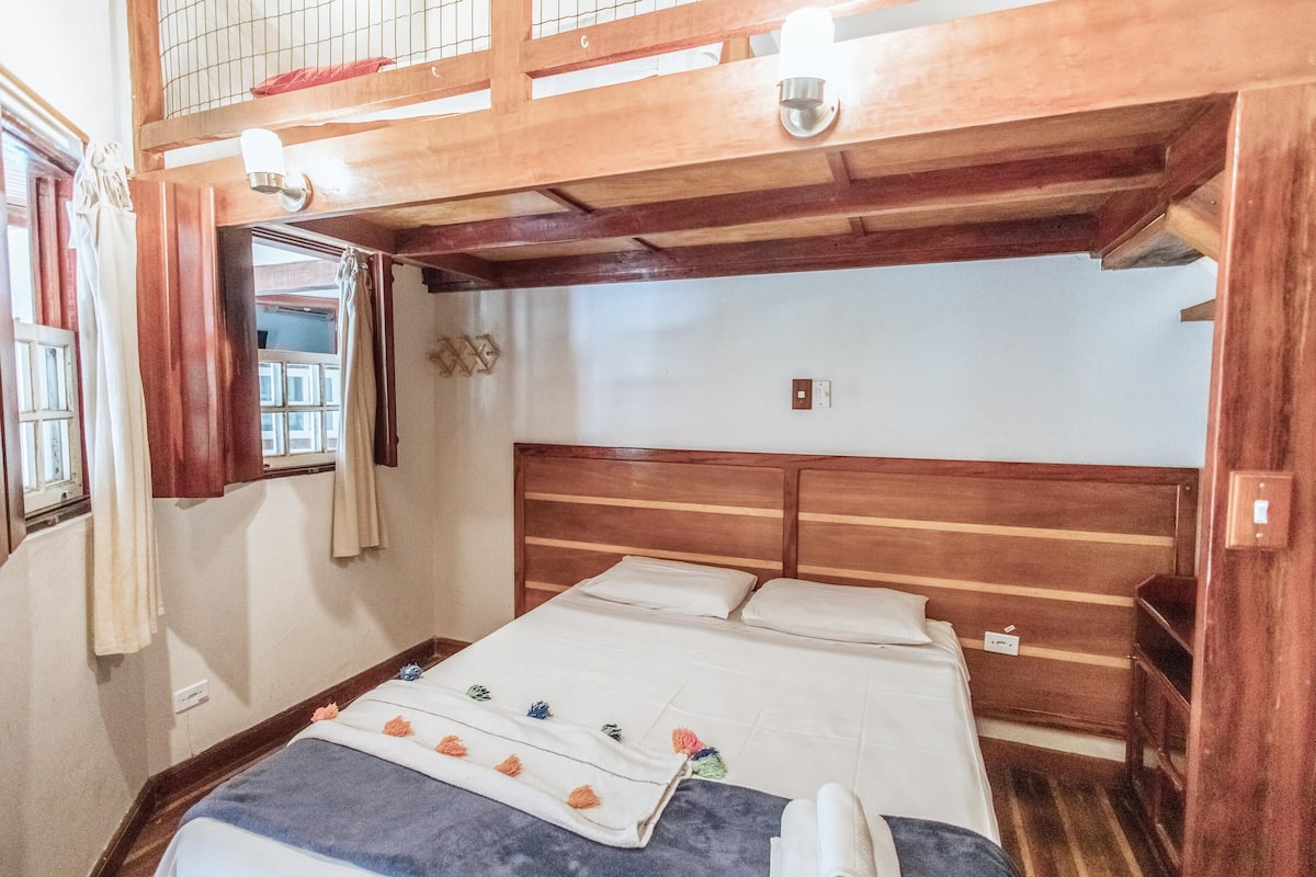 1 dormitori, minibar, un bressol de viatge i wifi gratuïta