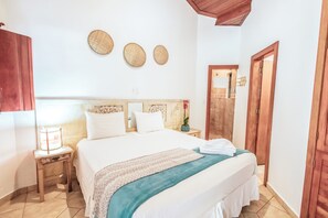 Habitación Deluxe | Minibar, cuna de viaje, wifi gratis y ropa de cama 