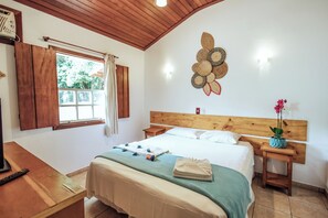 Minibar, cuna de viaje, wifi gratis y ropa de cama 