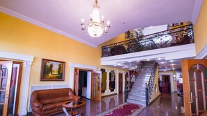 Lobby - Versal Hotel Complex (Vinnytsia)