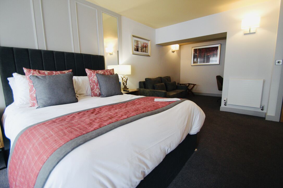 deluxe suite, ensuite