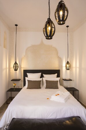 Premium bedding, in-room safe, free cribs/infant beds, free WiFi - Riad Sashema (Marrakech)