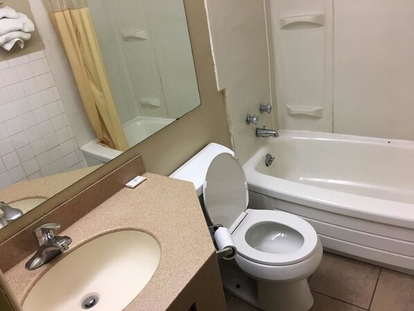Shower, towels