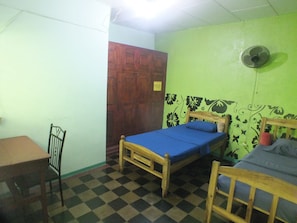 In-room safe, free WiFi