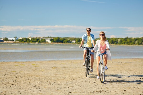 Bicycling - The Mason Cottage (Cape May)