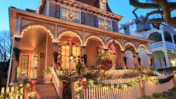 Façana frontal de l'allotjament