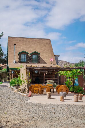 Property entrance - La Cabaña de Cuatro Milpas (Ensenada)