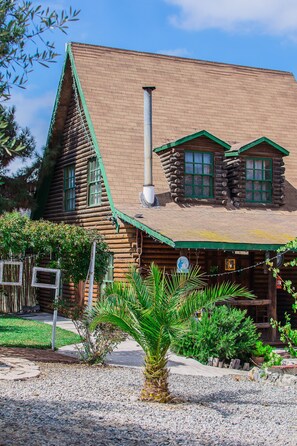 Exterior - La Cabaña de Cuatro Milpas (Ensenada)