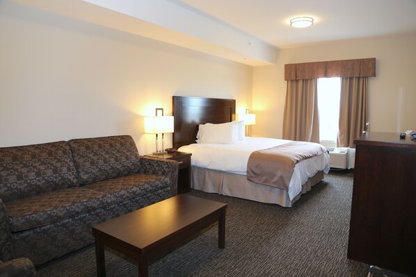 Standard Room, 1 King Bed | Desk, iron/ironing board, free WiFi, bed sheets