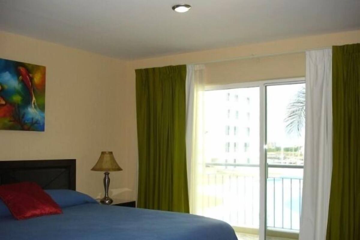 Family Condo, 3 Bedrooms, Poolside | 3 bedrooms, free WiFi