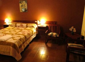 Free cots/infant beds, free WiFi