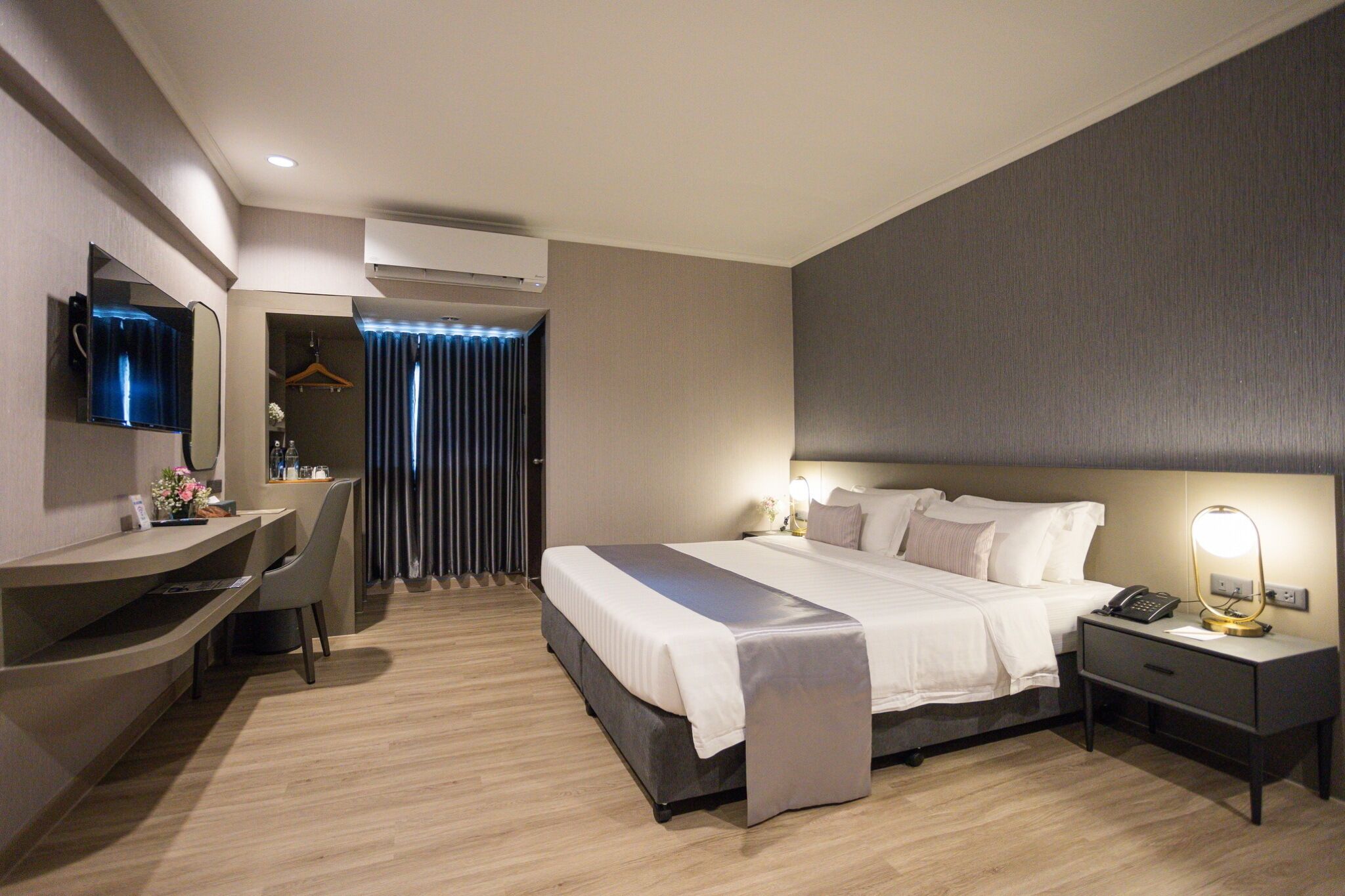 premier room | free wifi, bed sheets