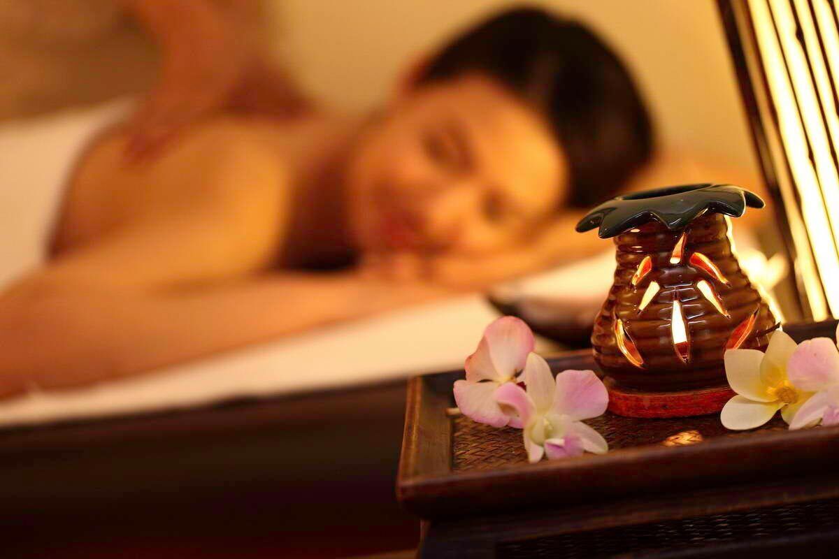 deep-tissue massages, thai massages