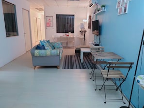 Reception - G Traveler Accommodation - Hostel (Petaling Jaya)
