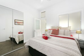 2 bedrooms, desk, iron/ironing board, travel cot